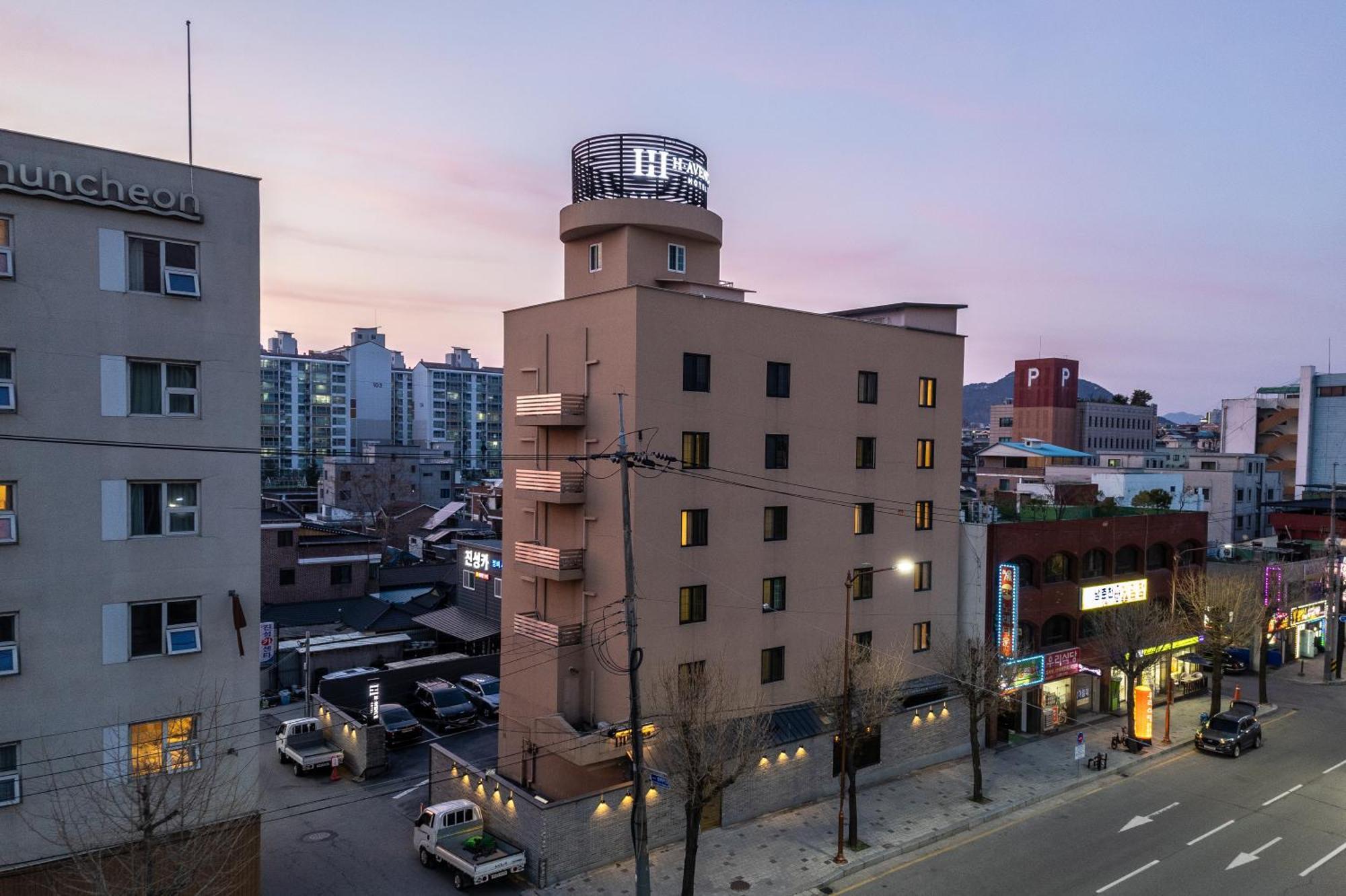 H Avenue Chuncheon Exterior foto