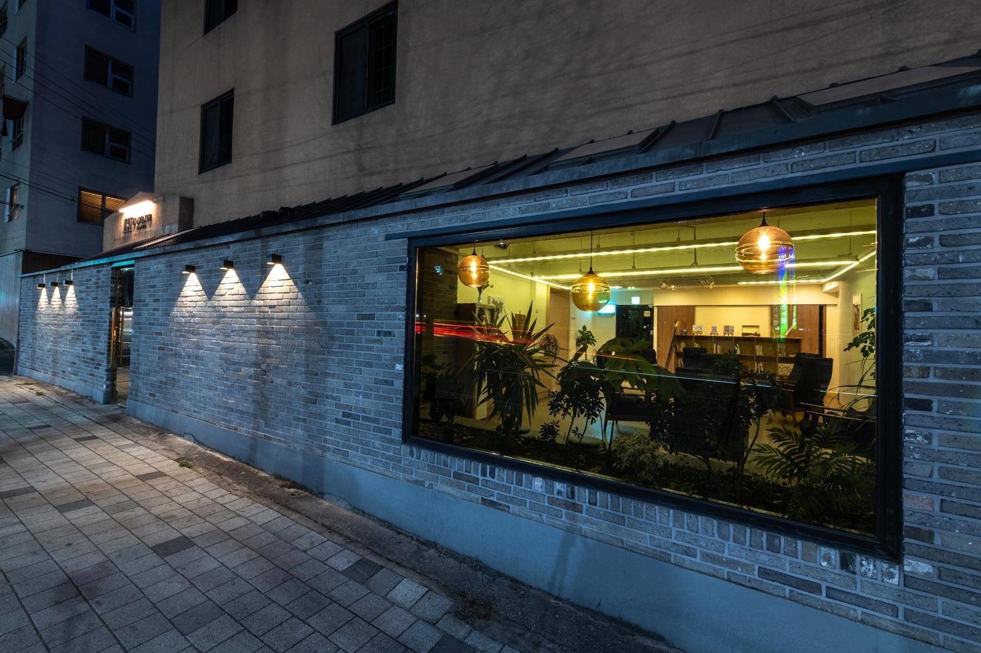 H Avenue Chuncheon Exterior foto